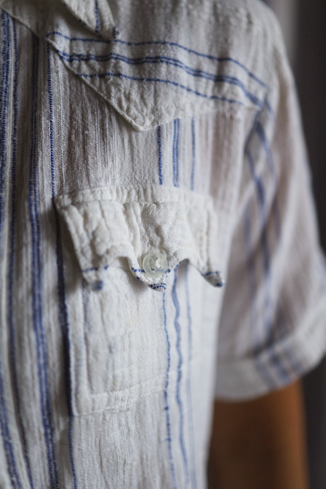 Cheesecloth Shirt with pocket details