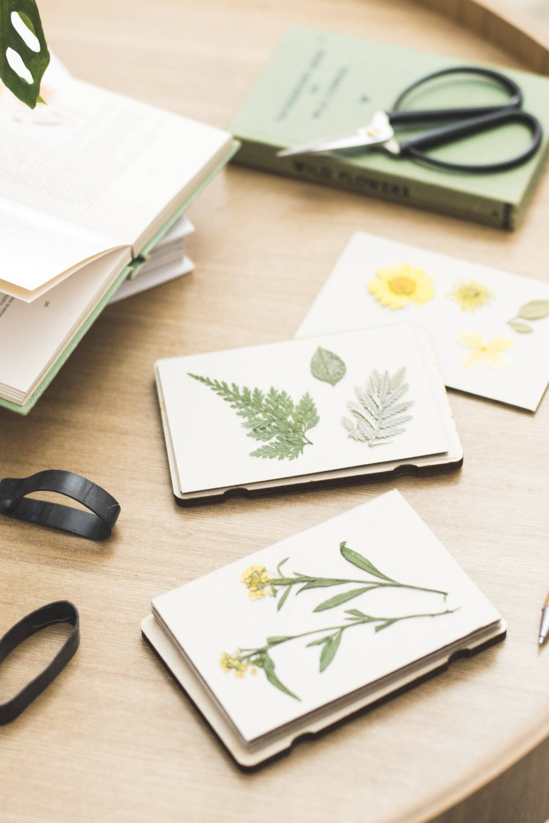 Pocket Flower Press - Silhouette