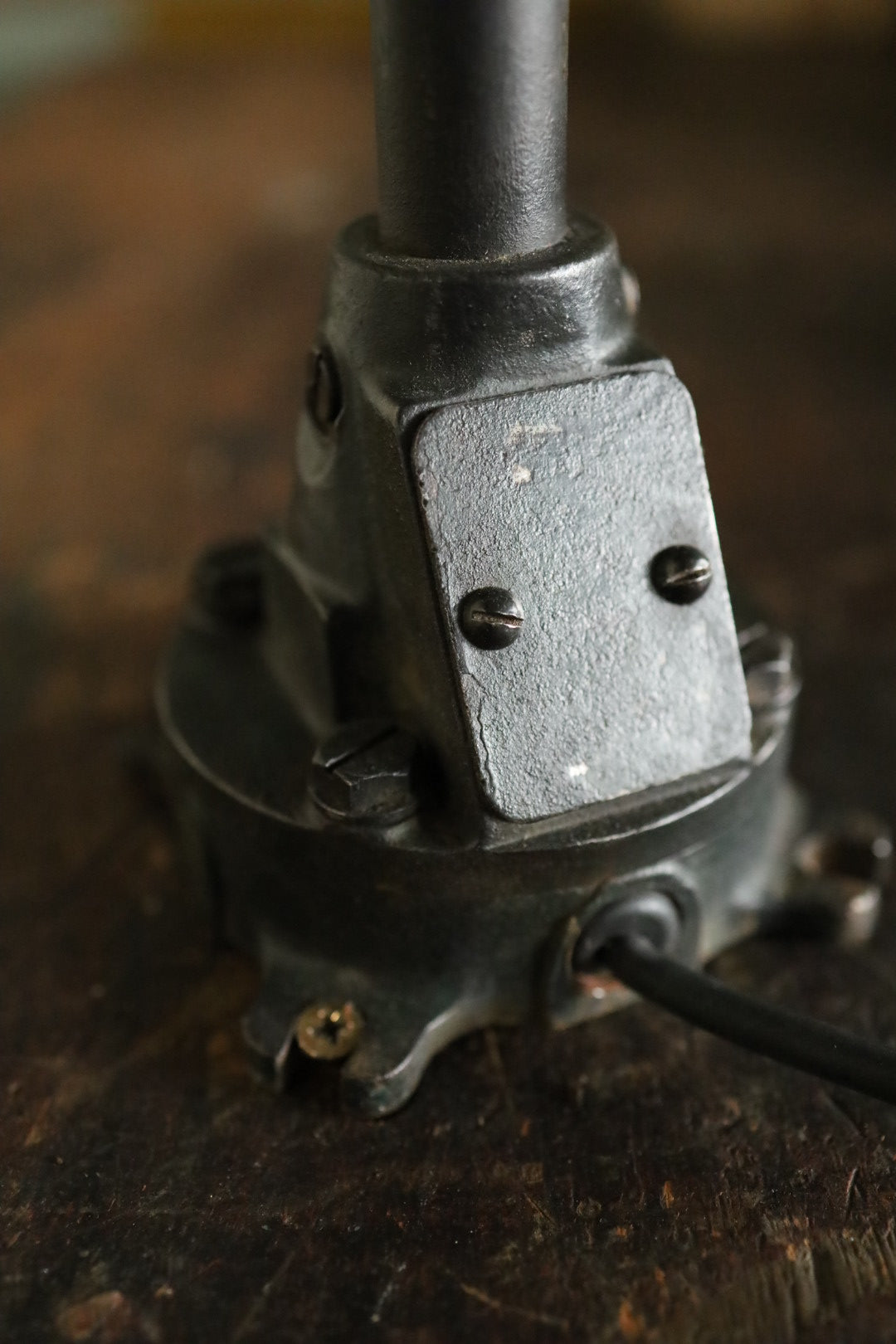 Mek Elek Two Arm Lamp