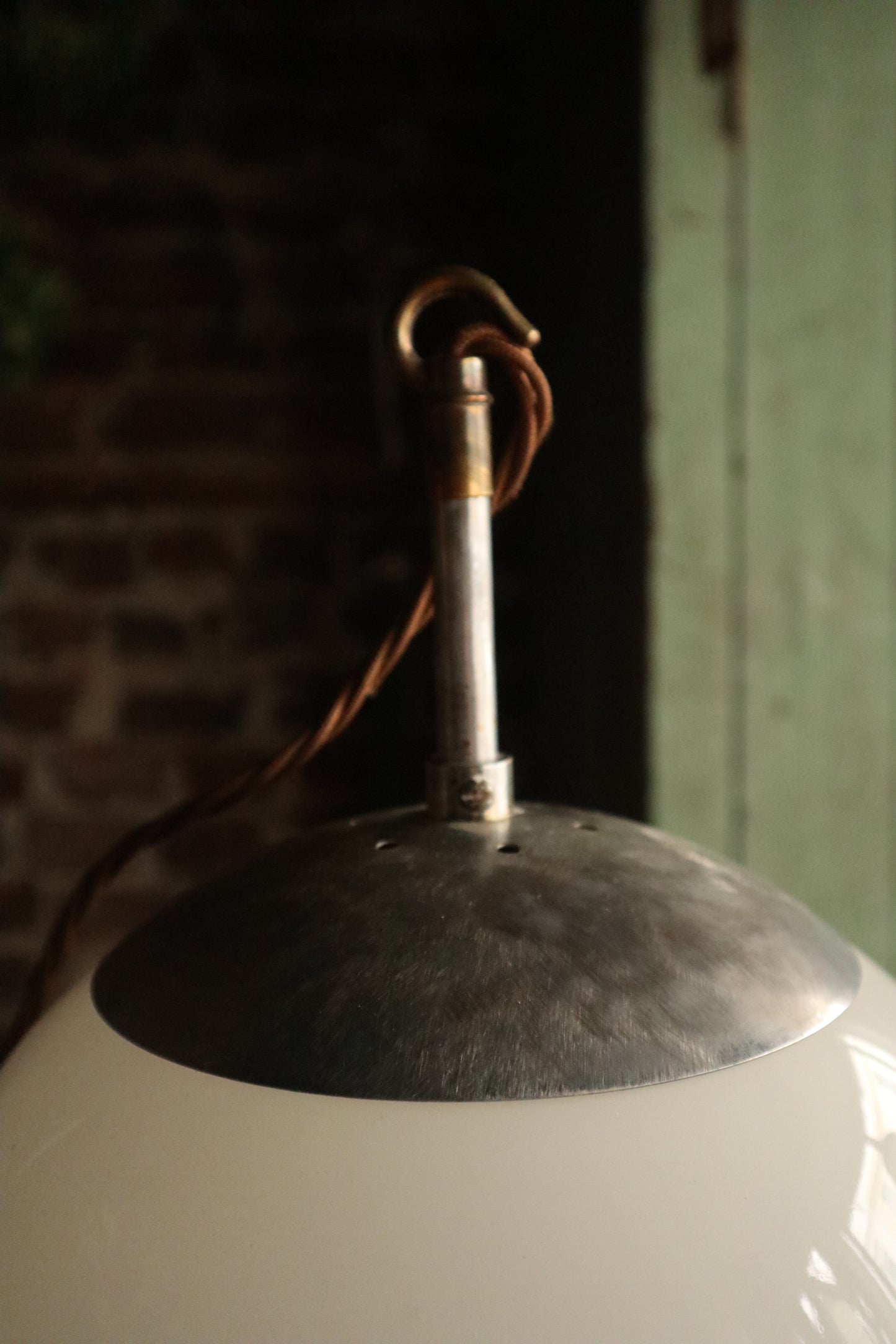 Tulip Opaline Pendant