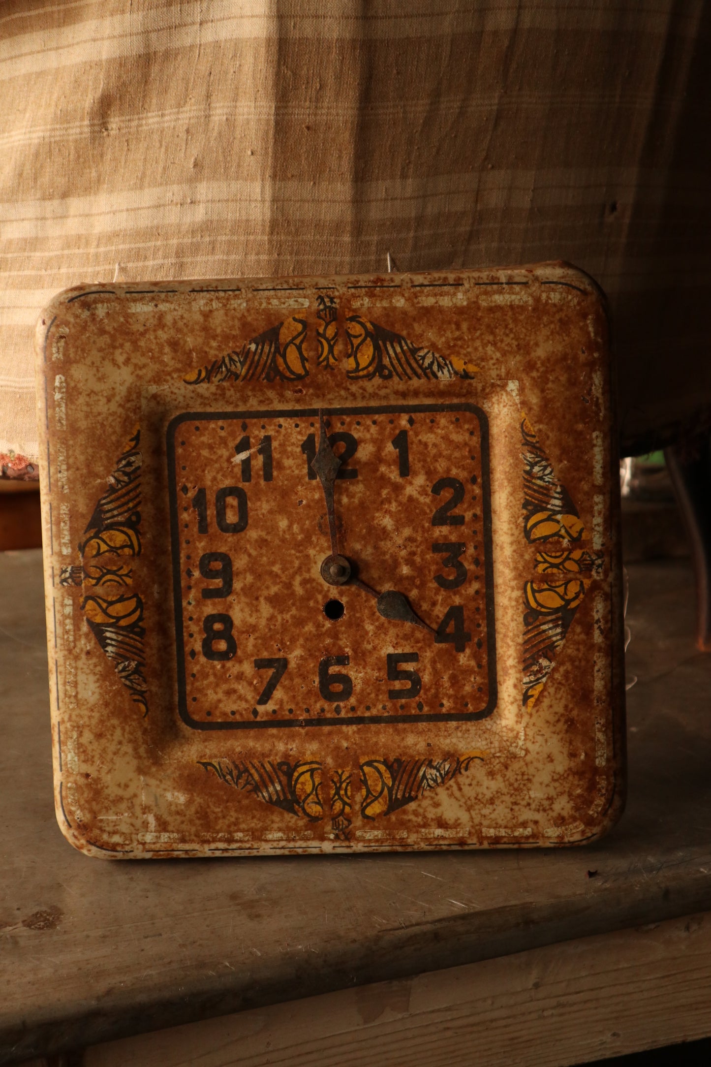 Tin Clock with Floral Detail