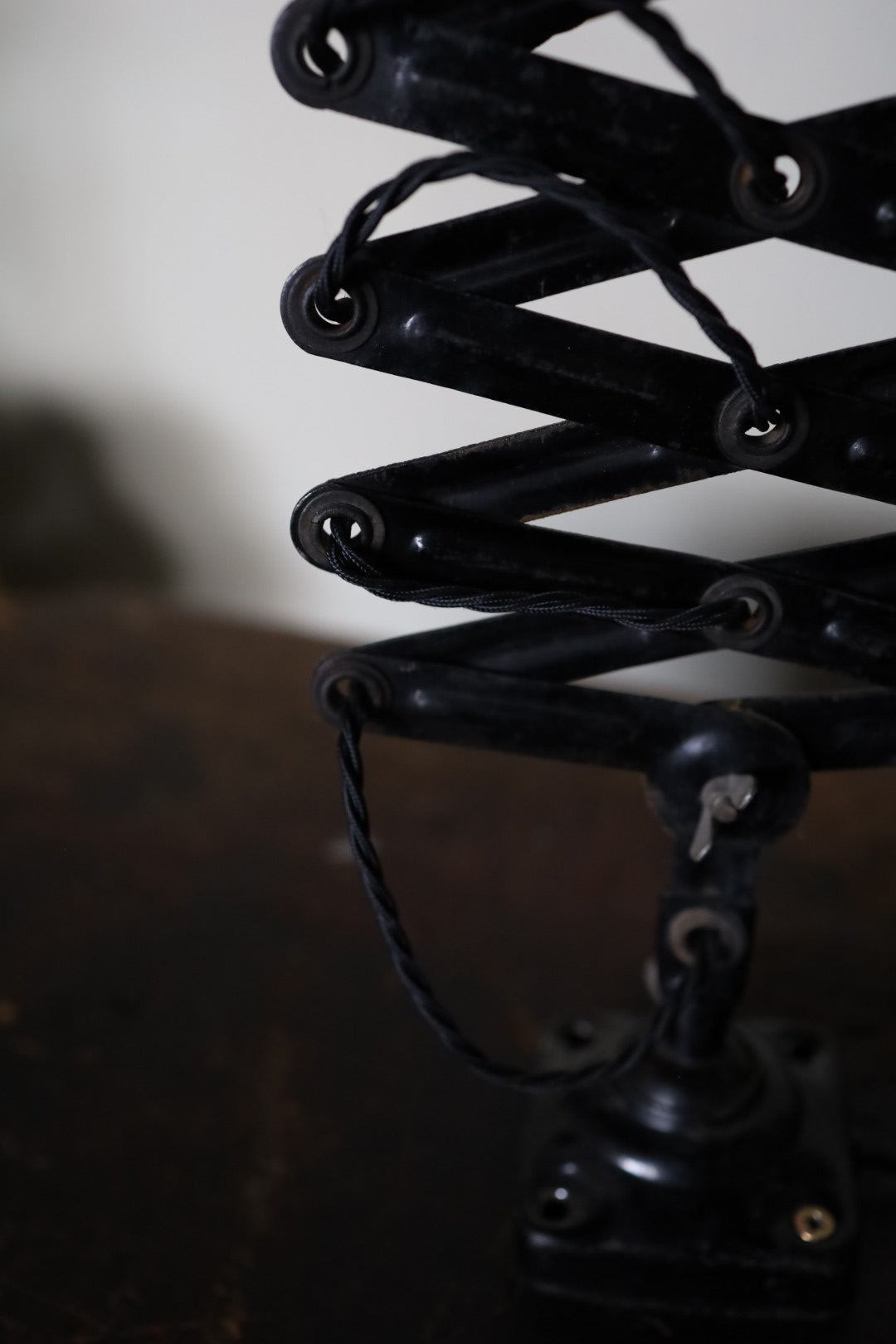 Black Scissor Arm Wall Light