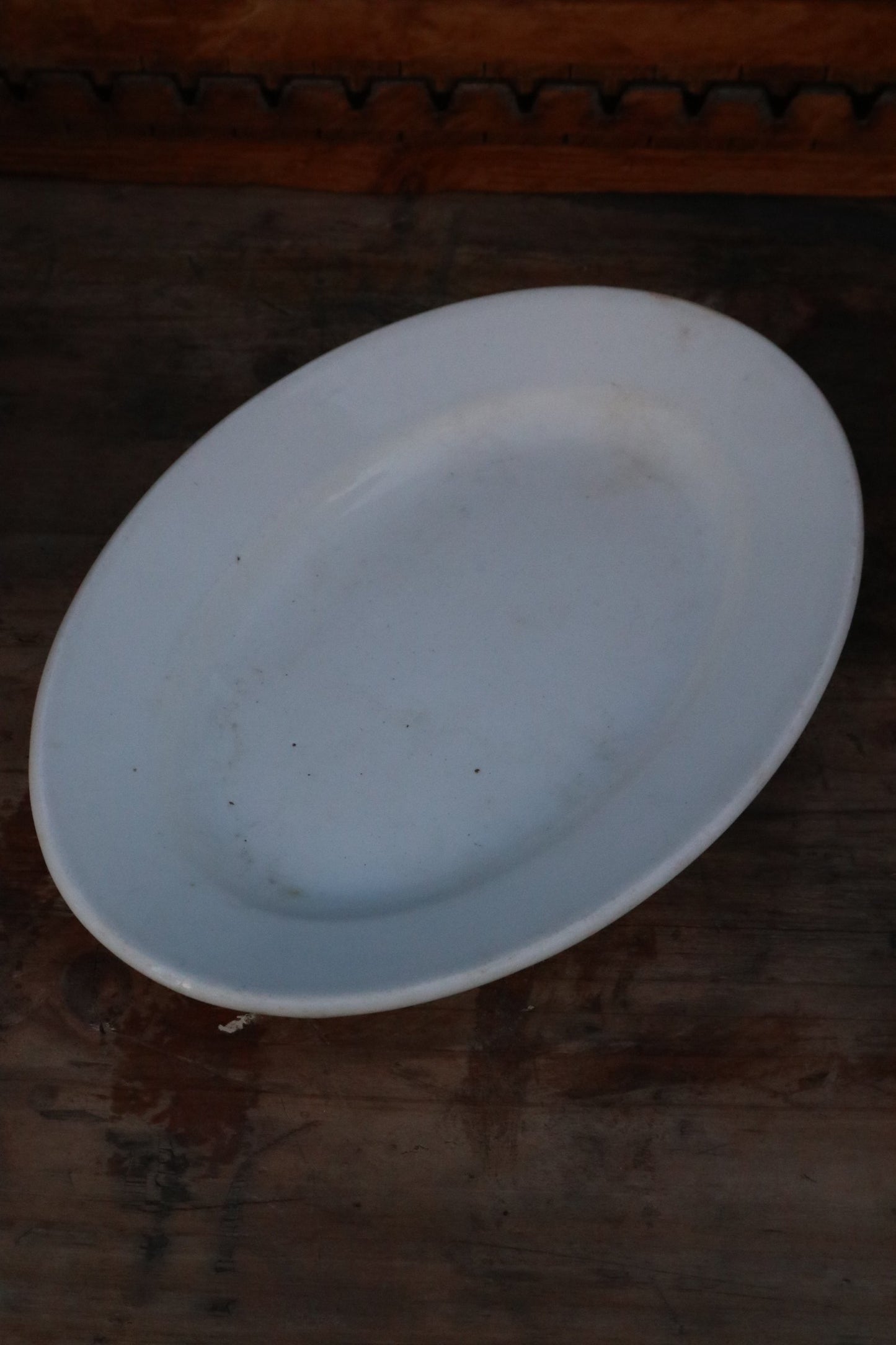 Small Oval Ironware Plate