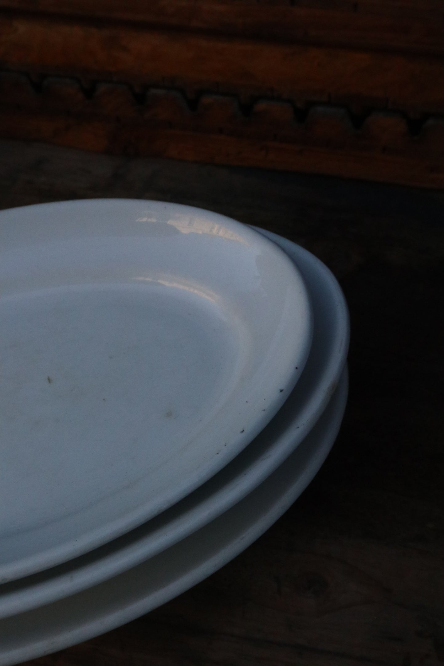 Small Oval Ironware Plate