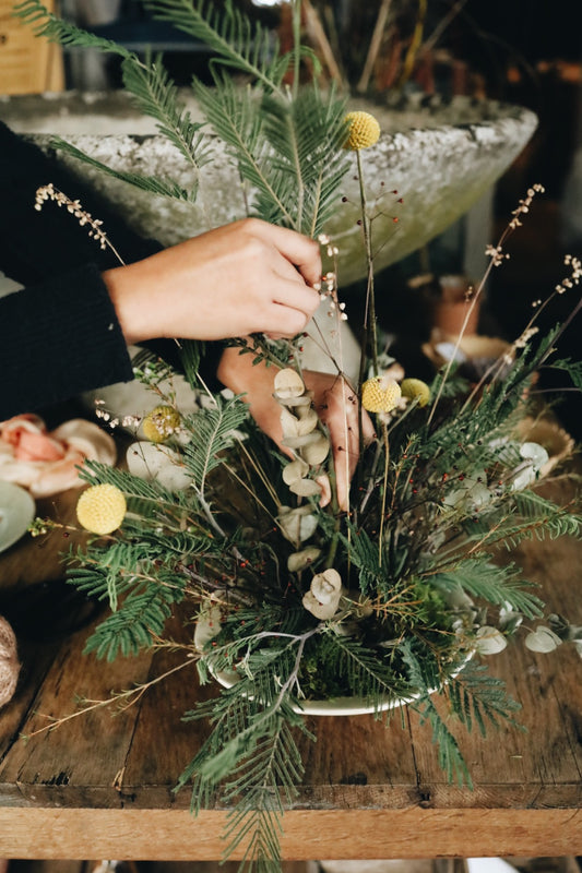 Late Session - Christmas Centrepiece with Hūa Flower