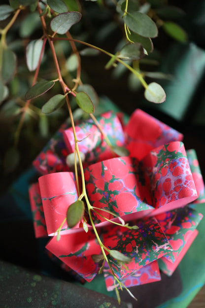 Marbled Christmas Crackers with Daunton Marbling Studio