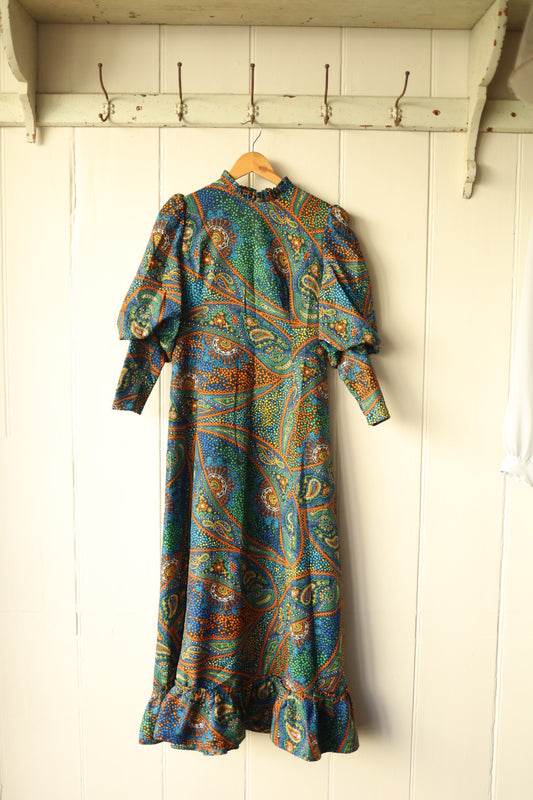 Mutton sleeve 70s print maxi dress