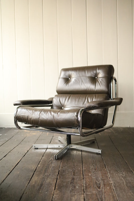 Pieff Leather Swivel Alpha Armchair