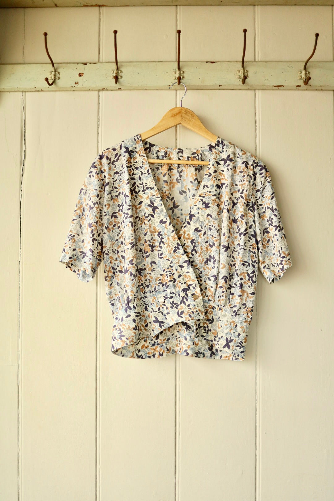 Ditsy print cross front top