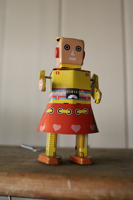 Sunset Bot - Retro Robot Tin Toy Mr&Ms Tin