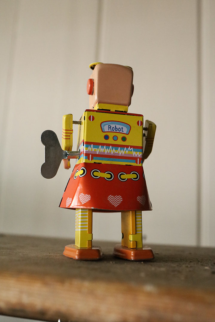 Sunset Bot - Retro Robot Tin Toy Mr&Ms Tin