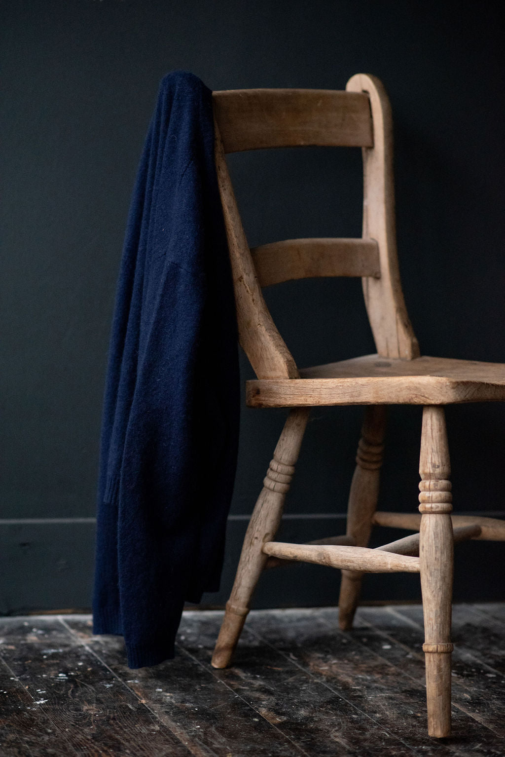 Navy Blue V neck Cashmere Sweater