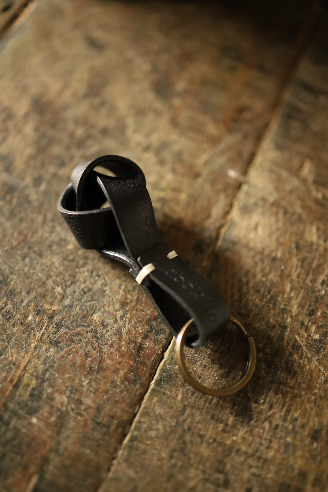 Abokika Leather Knot Keyring