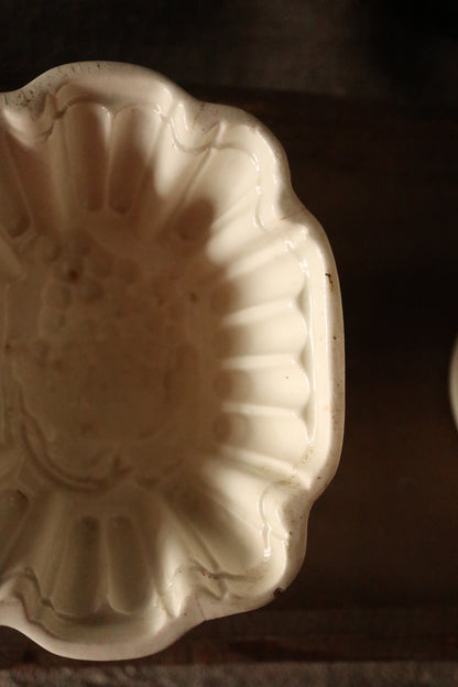 White Grape Design Jelly Mould