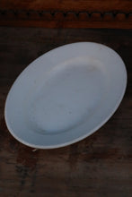 Load image into Gallery viewer, Small Oval Ironware Plate